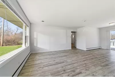 1 Coy Park Drive, Newark, IL 60541 - Photo 4