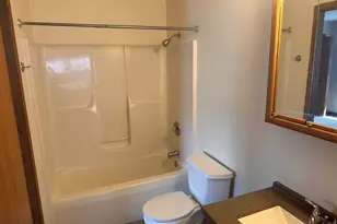 434 Peace Rd, Sycamore, IL 60178 - Photo 8