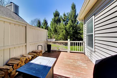 741 Juniper Lane, Lake in the Hills, IL 60156 - Photo 38