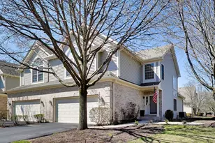 741 Juniper Ln, Lake in the Hills, IL 60156 - Photo 2