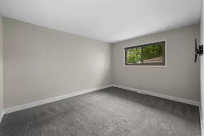 15040 Kenton Avenue, Midlothian, IL 60445 - Photo 14