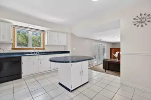 525 Revere Ave, Westmont, IL 60559 - Photo 18