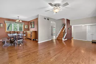 525 Revere Ave, Westmont, IL 60559 - Photo 14
