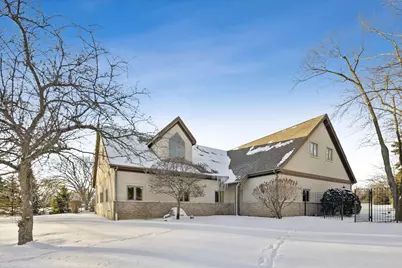 16W125 89th Street, Burr Ridge, IL 60527 - Photo 1