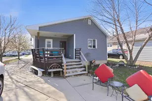 1306 Crosat St, Lasalle, IL 61301 - Photo 4