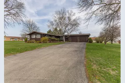 420 Margaret Street, Atkinson, IL 61235 - Photo 2