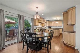 860 Heather Rd, Deerfield, IL 60015 - Photo 20