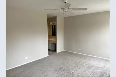 1437 Clairmont Court #200, Vernon Hills, IL 60061 - Photo 24