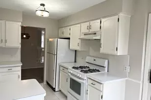 1437 Clairmont Ct, Vernon Hills, IL 60061 - Photo 12