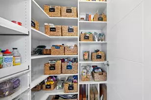 1950 Elmore Ave, Downers Grove, IL 60515 - Photo 10