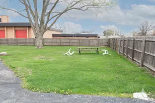 10600 S Brooklodge Ln, Palos Hills, IL 60465 - Photo 28