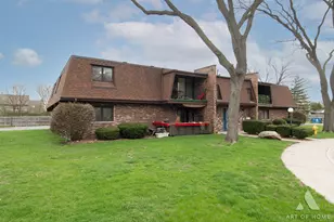 10600 S Brooklodge Ln, Palos Hills, IL 60465 - Photo 4