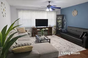 8300 Christiana Ave, Skokie, IL 60076 - Photo 16