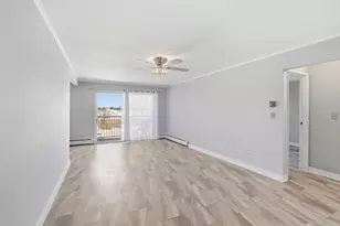 3 Villa Verde Dr, Buffalo Grove, IL 60089 - Photo 8