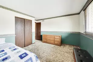 12044 S Holmberg Ct, Alsip, IL 60803 - Photo 22