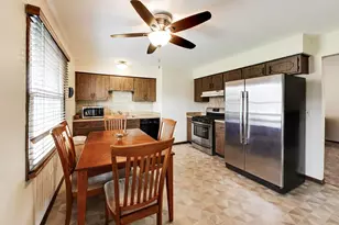 12044 S Holmberg Ct, Alsip, IL 60803 - Photo 12