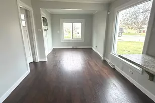 2209 Douglas Ave, Des Plaines, IL 60018 - Photo 6