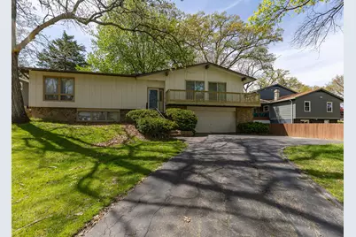 3409 52nd Street, Moline, IL 51265 - Photo 2