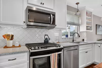 231 Lenox Court, Grayslake, IL 60030 - Photo 14