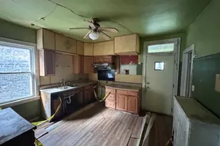 7830 S Throop St, Chicago, IL 60620 - Photo 4