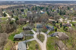 1214 Jill Peak Dr, Sleepy Hollow, IL 60118 - Photo 2