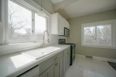 107 N Barber, Polo, IL 61064 - Photo 14