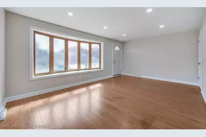 11232 S Albany Avenue, Chicago, IL 60655 - Photo 2