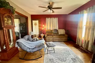 608 W Main St, Aledo, IL 61231 - Photo 8