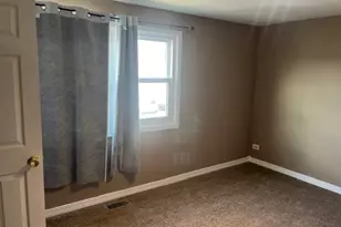 1863 Jamestown Cir, Hoffman Estates, IL 60169 - Photo 10
