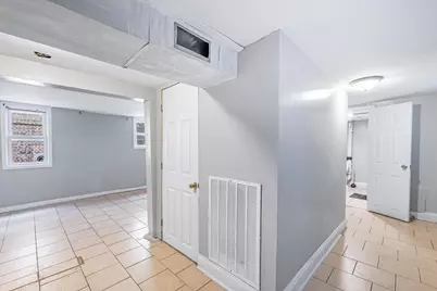 9020 S University Avenue, Chicago, IL 60619 - Photo 16