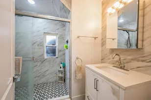2237 S Sacramento Ave, Chicago, IL 60623 - Photo 6