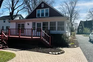 124 W Crystal Lake Ave S, Crystal Lake, IL 60014 - Photo 1