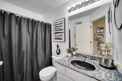 2426 Courtyard Circle #5, Aurora, IL 60506 - Photo 16