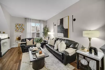 2426 Courtyard Circle #5, Aurora, IL 60506 - Photo 4