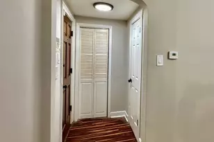 8204 S Exchange Ave, Chicago, IL 60617 - Photo 10