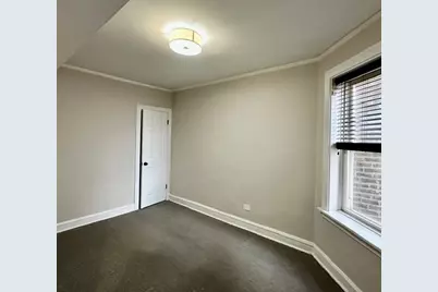 8204 S Exchange Avenue, Chicago, IL 60617 - Photo 12