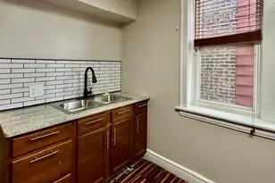 8204 S Exchange Ave, Chicago, IL 60617 - Photo 24