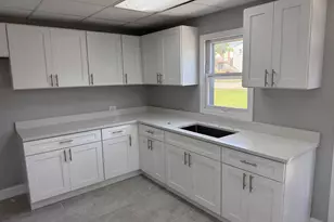 17 W 30th Pl, Steger, IL 60475 - Photo 8