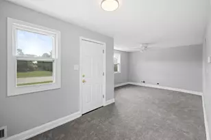 17 W 30th Pl, Steger, IL 60475 - Photo 4
