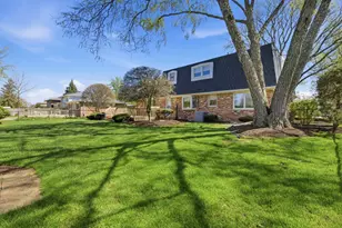 18W276 Holly Ave, Darien, IL 60561 - Photo 24