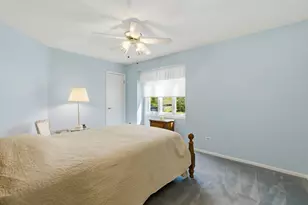 18W276 Holly Ave, Darien, IL 60561 - Photo 16
