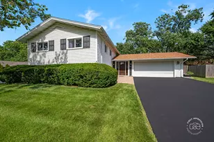 2S545 Lloyd Ave, Lombard, IL 60148 - Photo 1