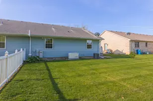 104 Susan Dr, Dwight, IL 60420 - Photo 8