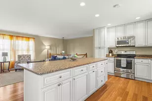 545 Andrew Ln, Lake Zurich, IL 60047 - Photo 6