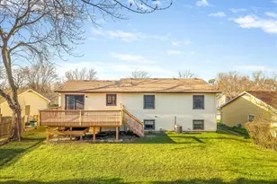 545 Andrew Ln, Lake Zurich, IL 60047 - Photo 36