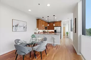 3946 N Ravenswood Ave, Chicago, IL 60613 - Photo 8