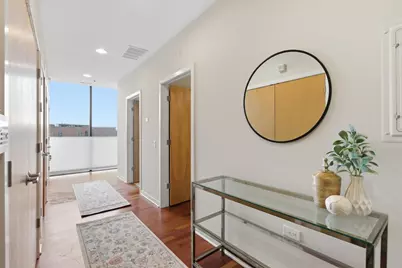 3946 N Ravenswood Avenue #505, Chicago, IL 60613 - Photo 2