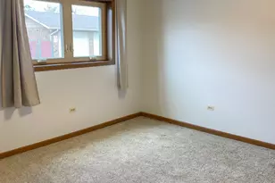 16736 Paxton Ave, Tinley Park, IL 60477 - Photo 6