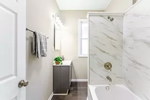 30 Washington Ave, La Grange, IL 60525 - Photo 4