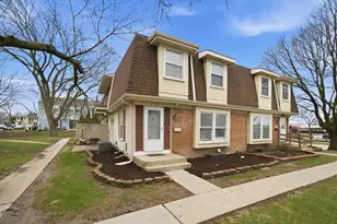 2308 Andover Ct, Schaumburg, IL 60194 - Photo 1
